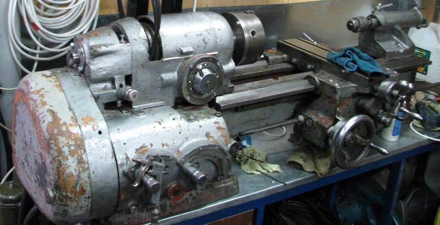 1612п, 1612в Фото токарно-гвинторізного верстата Фото токарно-гвинторізного верстата 1612п, 1612в